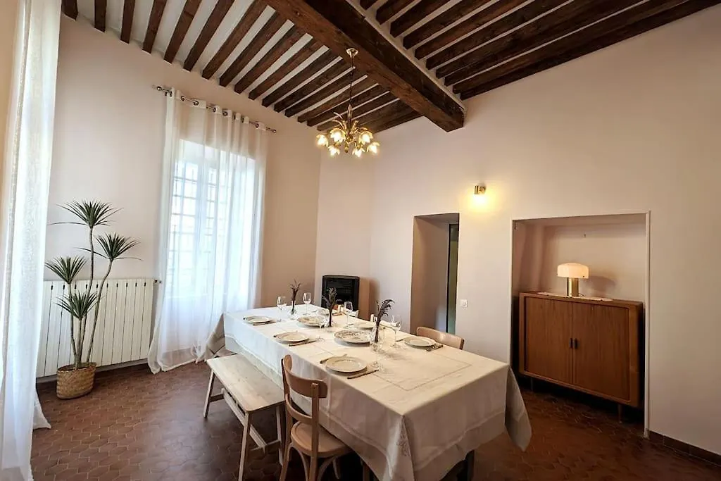 Maison Ange & Lice Pernes-les-Fontaines 0*,