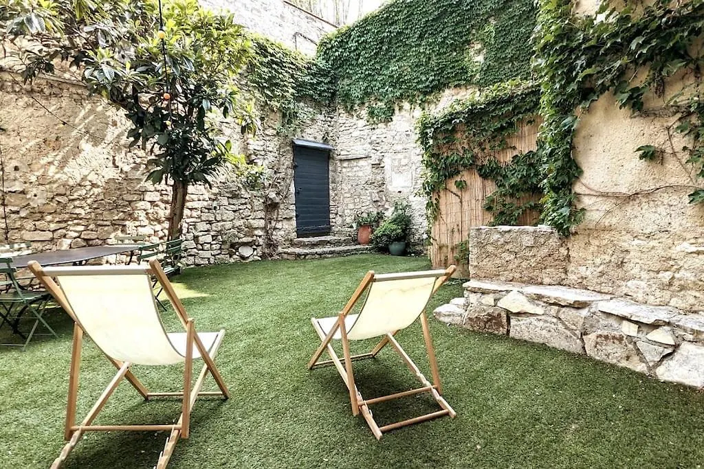 Holiday home Maison Ange & Lice Pernes-les-Fontaines